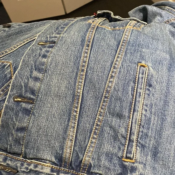 Jean jacket - Picture 6 of 8